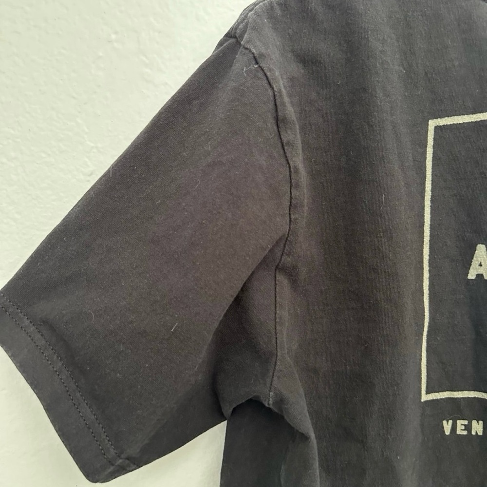 Arbor Charcoal Men's Short Sleeve Tee - Picture 4 of 7
